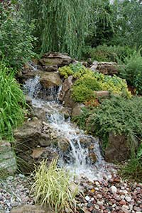 BENEFITS OF A PONDLESS WATERFALL